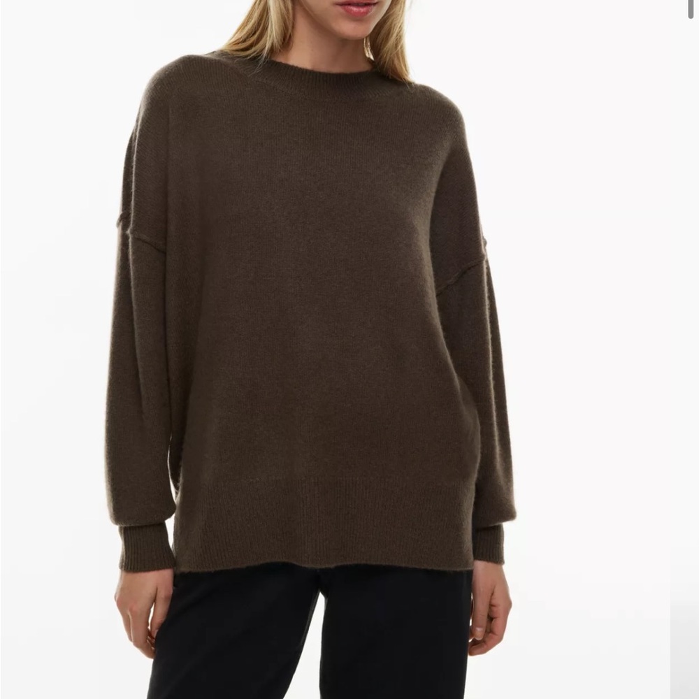 NWT Aritzia color coffee bean Mount Luxe Cashmere Sweater 4587